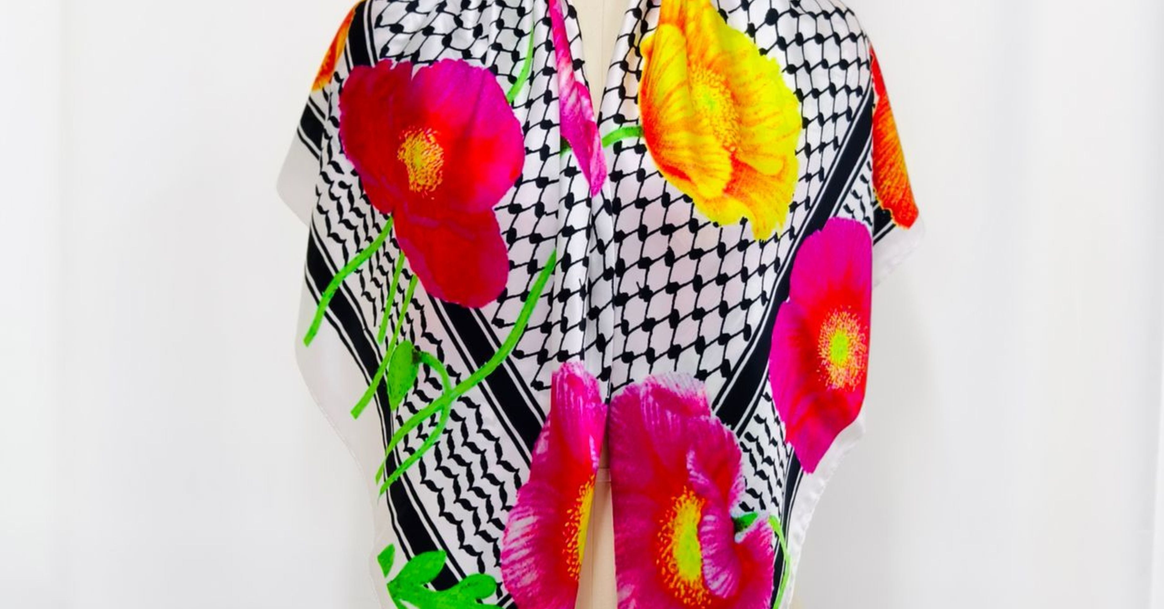 MILLE NOTTI LUXURY SILK SCARF COLLECTION PALESTINIAN SPRING_1 - TRADITIONAL WHITE PALESTINIAN KUFFIYAH